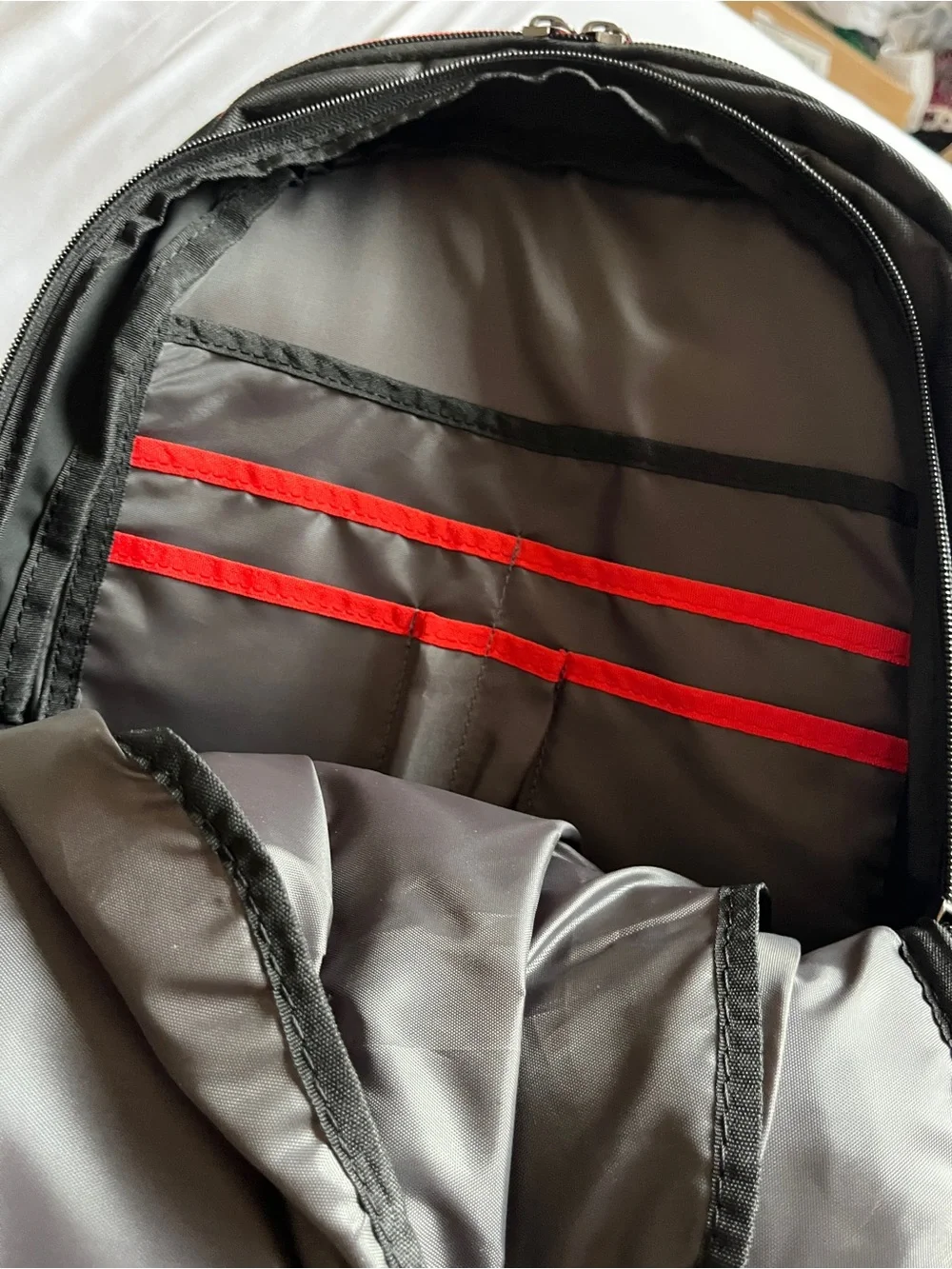 Brand New Targus Metropolitan Advanced Laptop Backpack Black 15.6